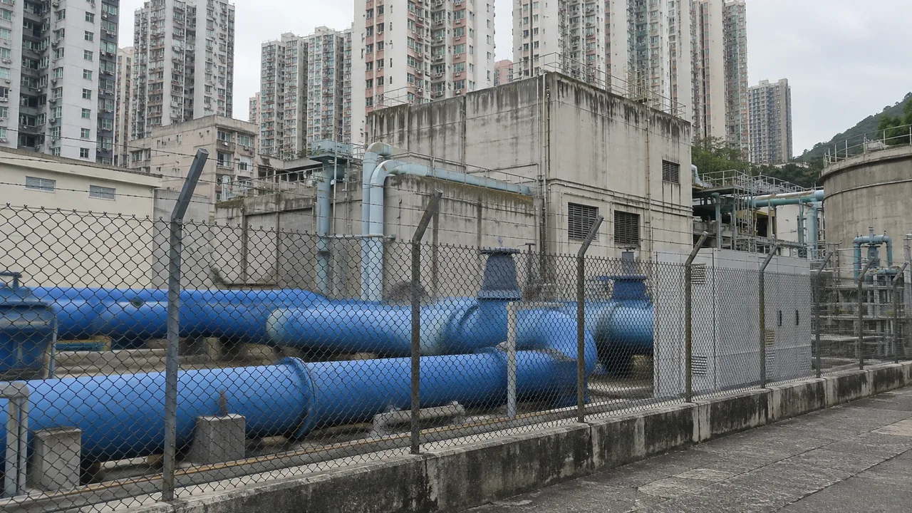 住宅區附近的供水基礎設施
